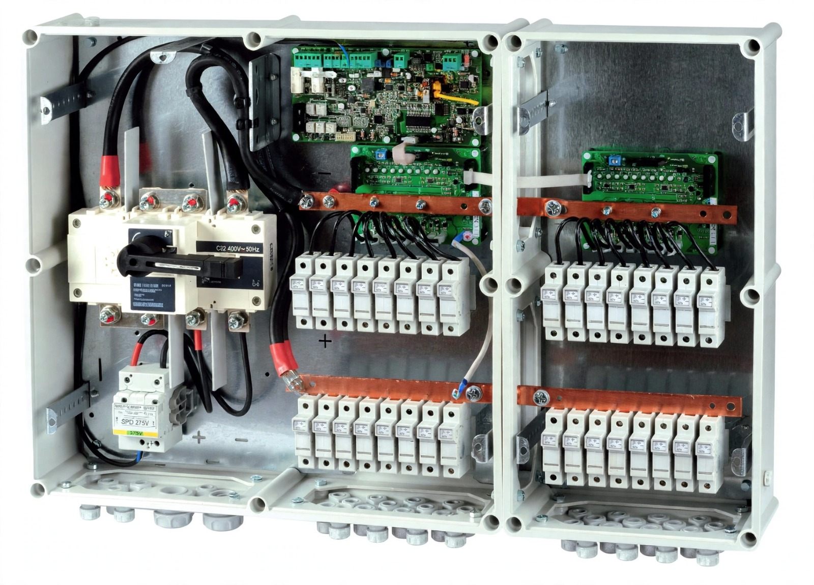 String box con protecciones, barras y cableado